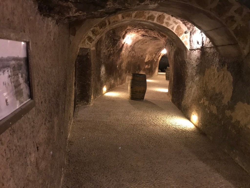 Bodega frente la Manca y Bodega el Tejadillo. Aranda de Duero. Burgos. Febrero&nbsp;2019