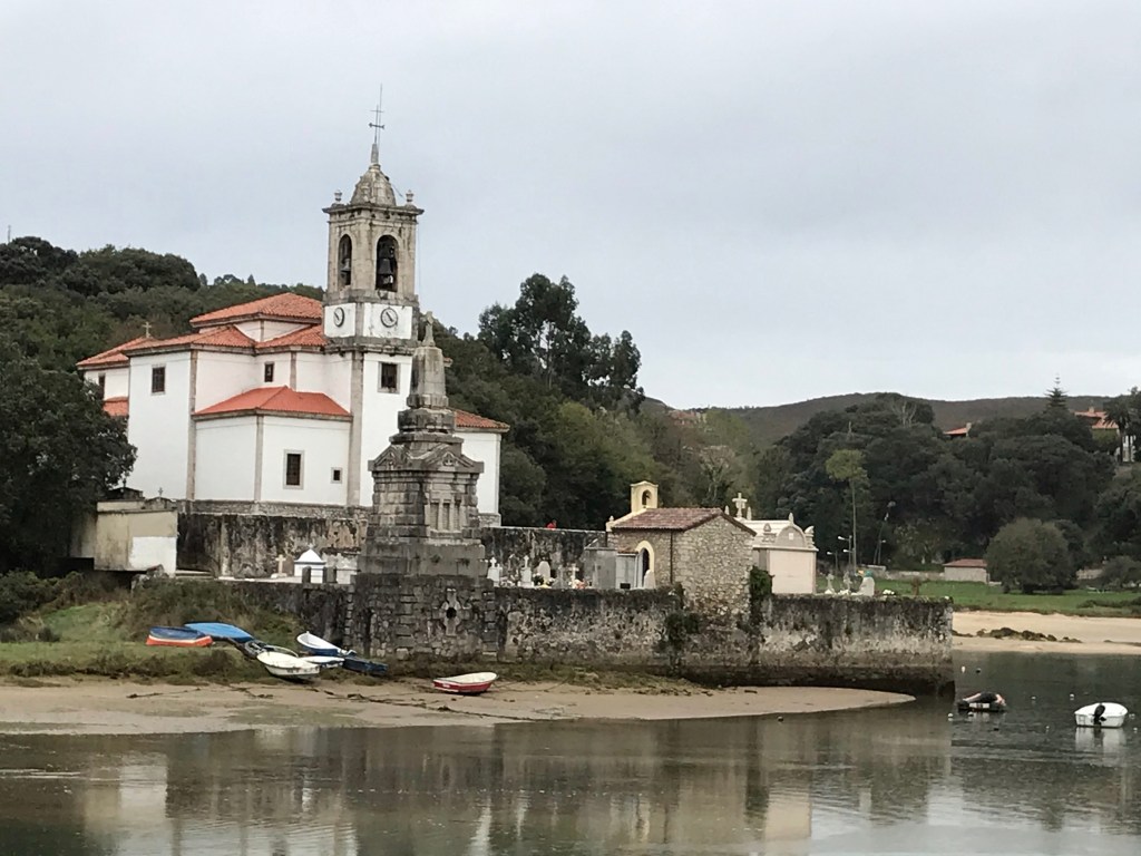 Iglesia de Ntra. Sra. de los Dolores (Barru, Niembru). Asturias.&nbsp;1.11.2019
