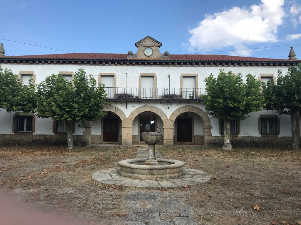 Poblado de Central Eléctrica de Villalcampo. Zamora. Castilla y León.&nbsp;5.8.2020