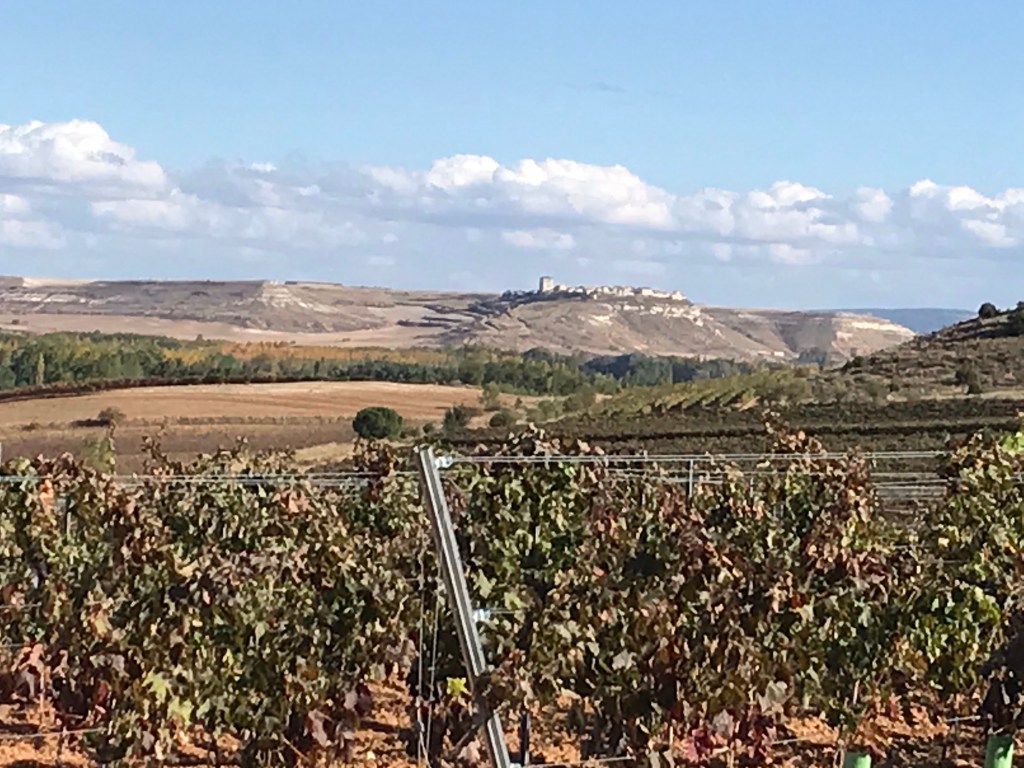 Sendero de las fortificaciones en Fuentecen, Burgos, Castilla y León.&nbsp;10.10.2020
