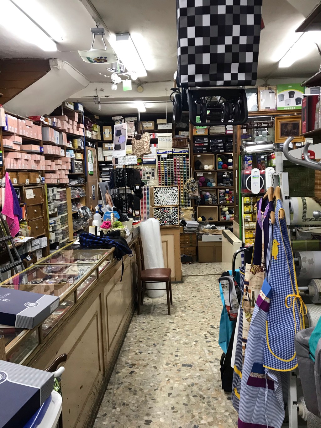 Comercio Valdazo. Aranda de Duero. Burgos. Castilla y León.&nbsp;2.1.2021