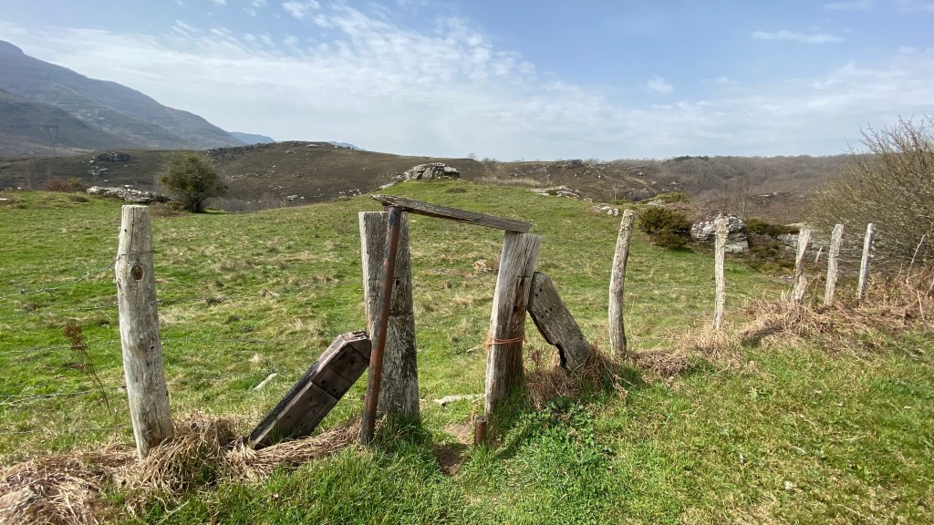 Dolmen de Busnela. Merindad de Valdeporres, Burgos, Castilla y León.&nbsp;2.4.2021
