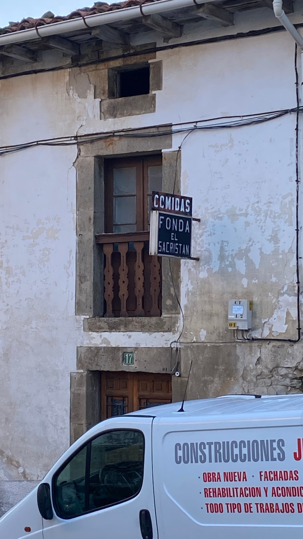 Arquitectura y detalles. Fonda la Sacristía. Espinosa de los Monteros. Burgos. Castilla y León.&nbsp;3.4.2021