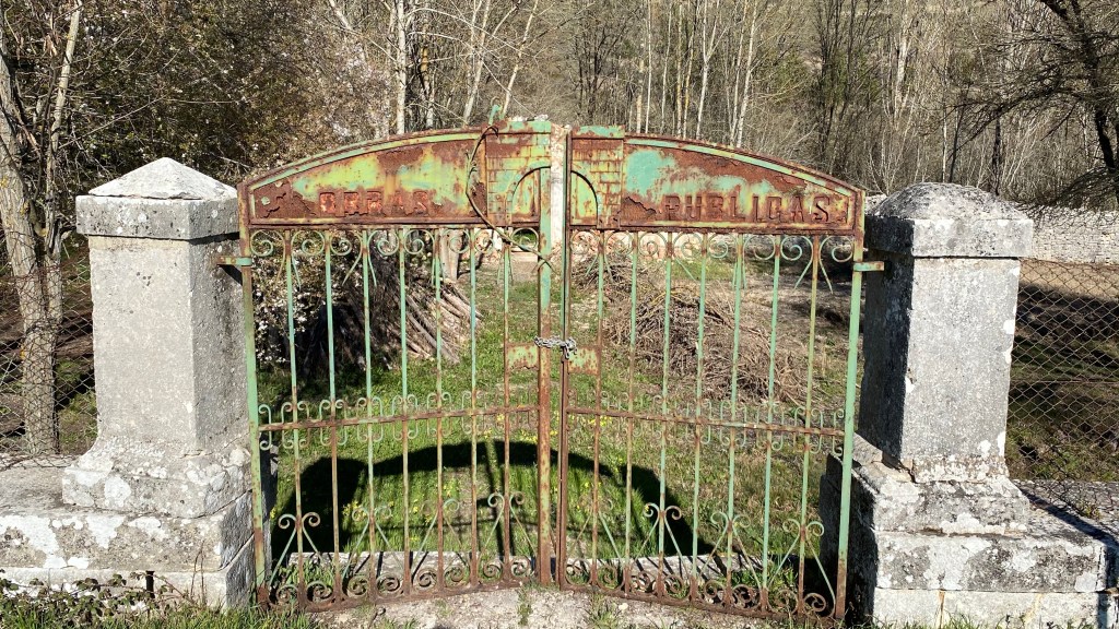 Edificio de Obras Públicas en el Páramo de Masa. Burgos. Castilla y León.&nbsp;4.4.2021