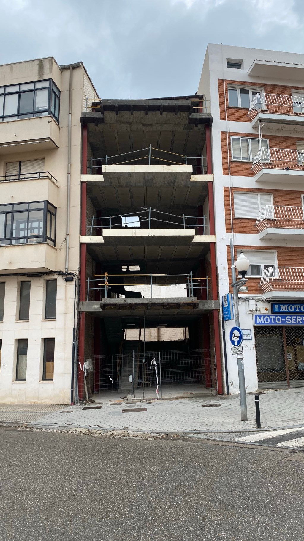 Notas para MicroPoema Visual. Nómada que vino aquí para&nbsp;quedarse.