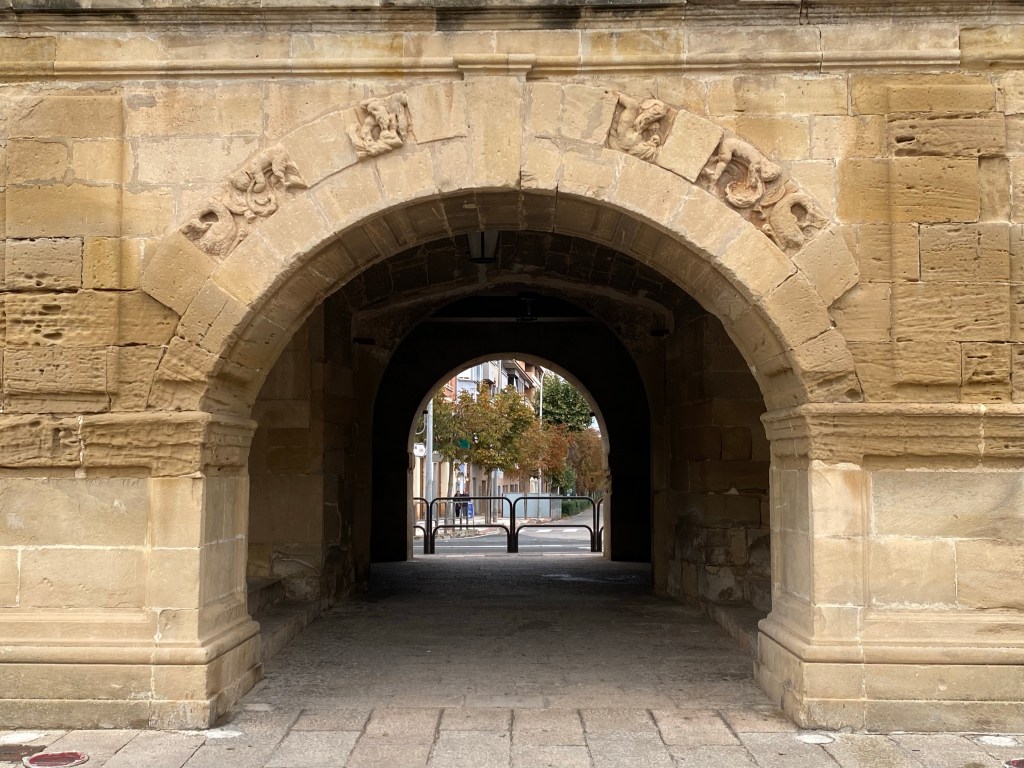 Calles céntricas en Santo Domingo de la Calzada. La Rioja.&nbsp;1.11.2021