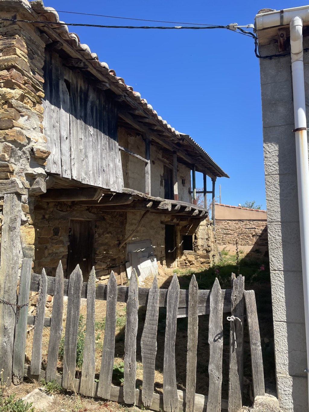 Camino de Santiago a su paso por El Ganso. León. Castilla y León.&nbsp;2023.08.21