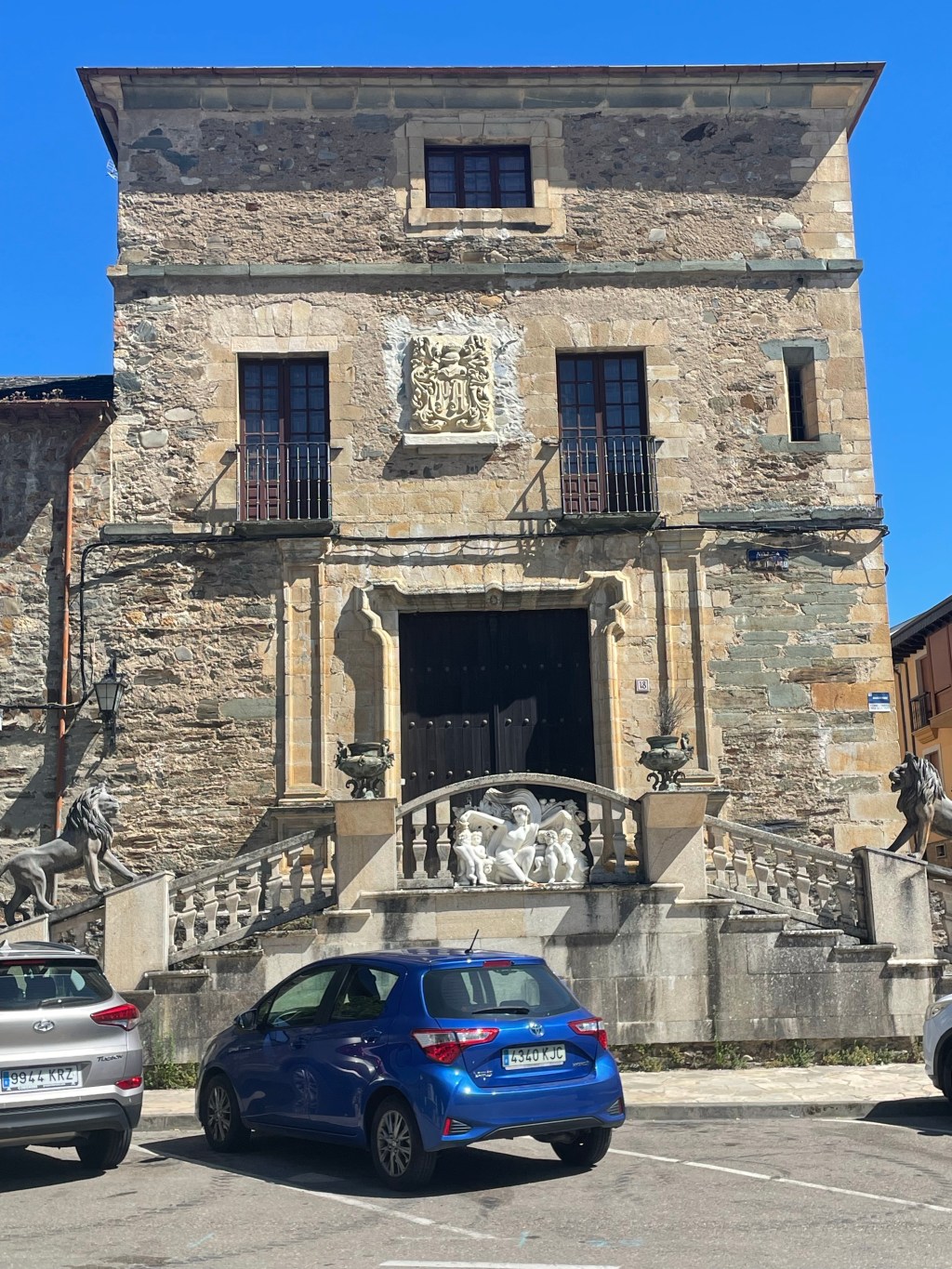 Detalles del Caserío, Escudos y Edificios señoriales. Villafranca del bierzo. León. Castilla y León.&nbsp;2023.08.20